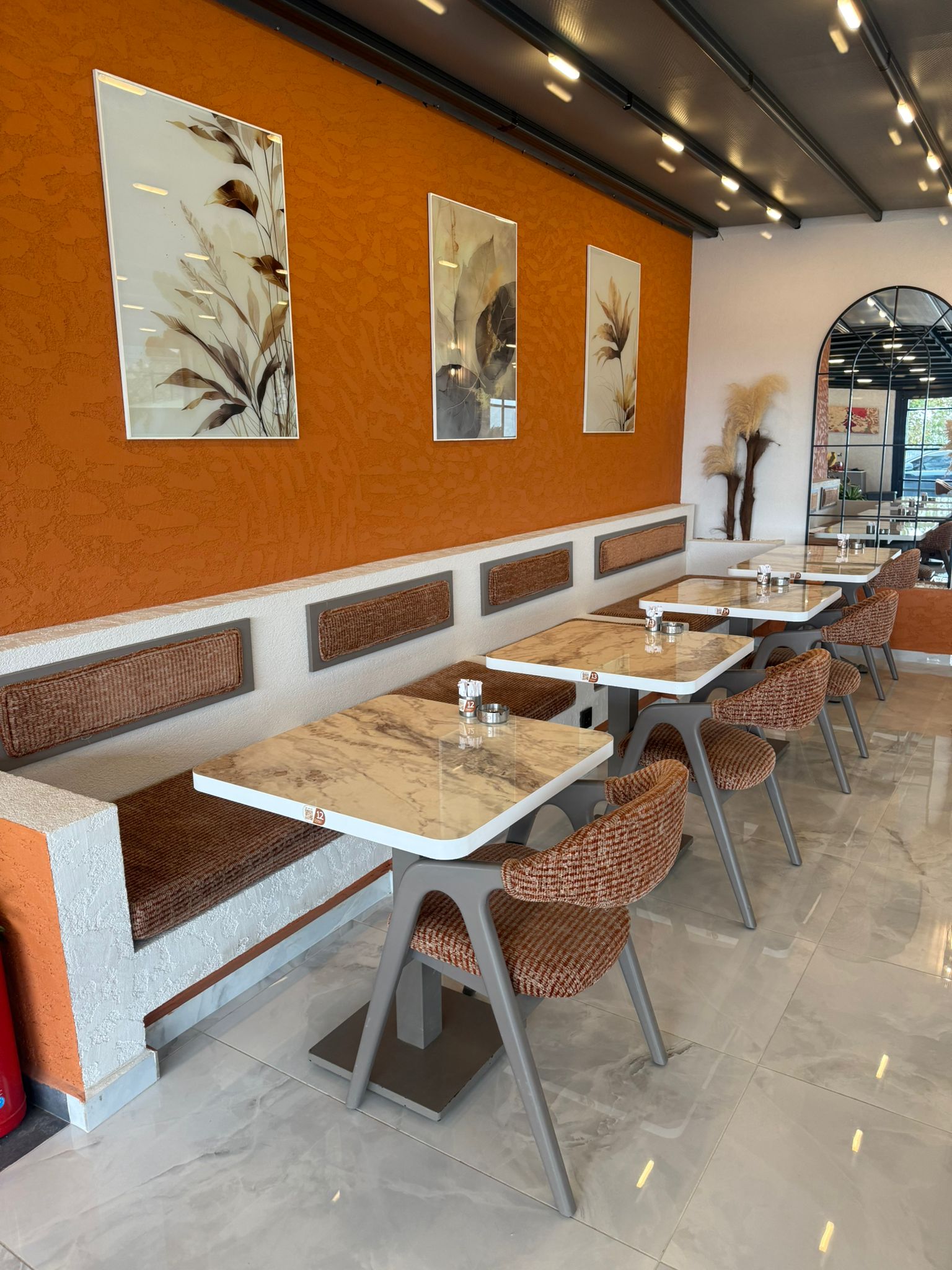 Yalova Deep Corner